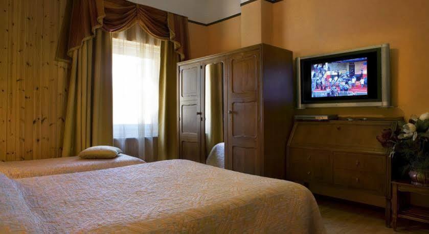 Hotel Savoy Sestrières Extérieur photo